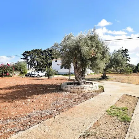 Holiday home Awesome In
