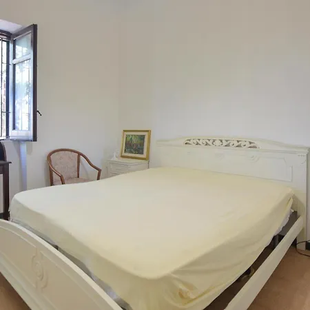 Prázdninový dům 3 Bedroom Lovely In *