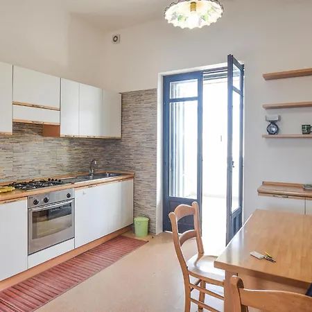 3 Bedroom Lovely In *