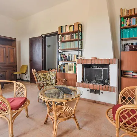 3 Bedroom Lovely In Santa Croce Camerina