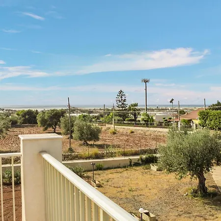 3 Bedroom Lovely In